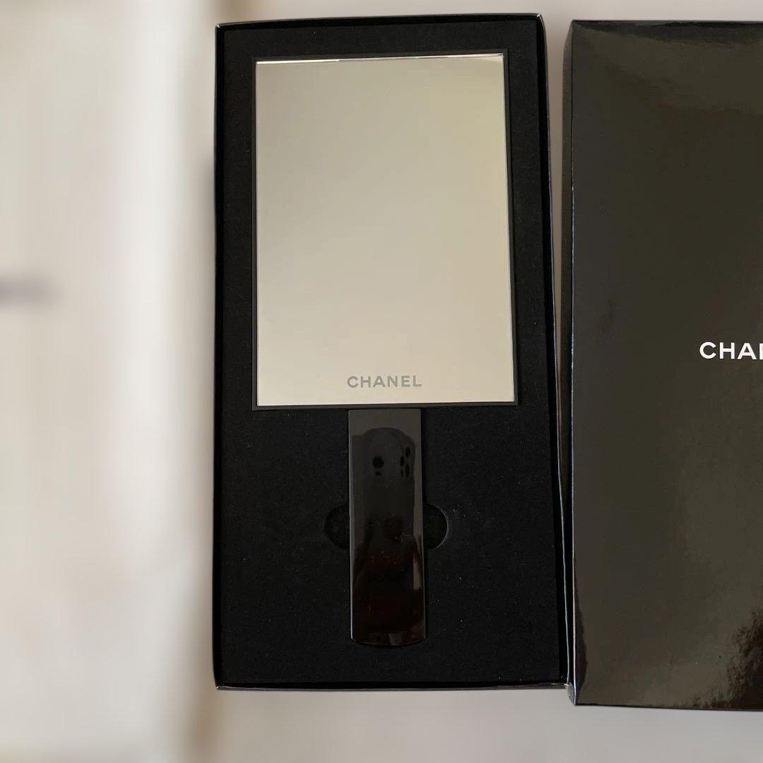 CHANELノベルティミラー