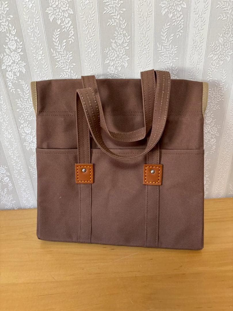 一澤信三郎帆布　フタ付きトートバッグ