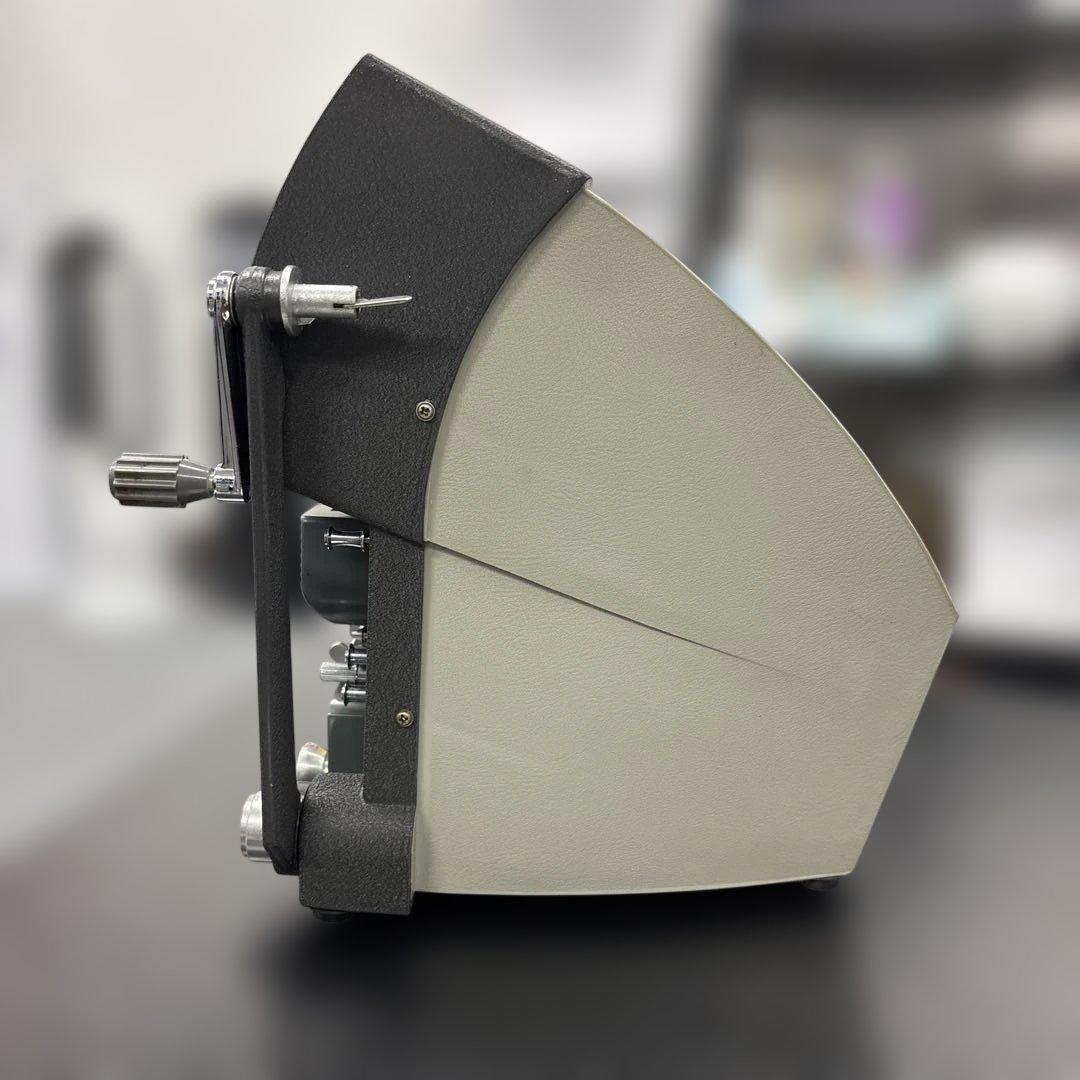 Diamond Super 8 フィルムパンチャー