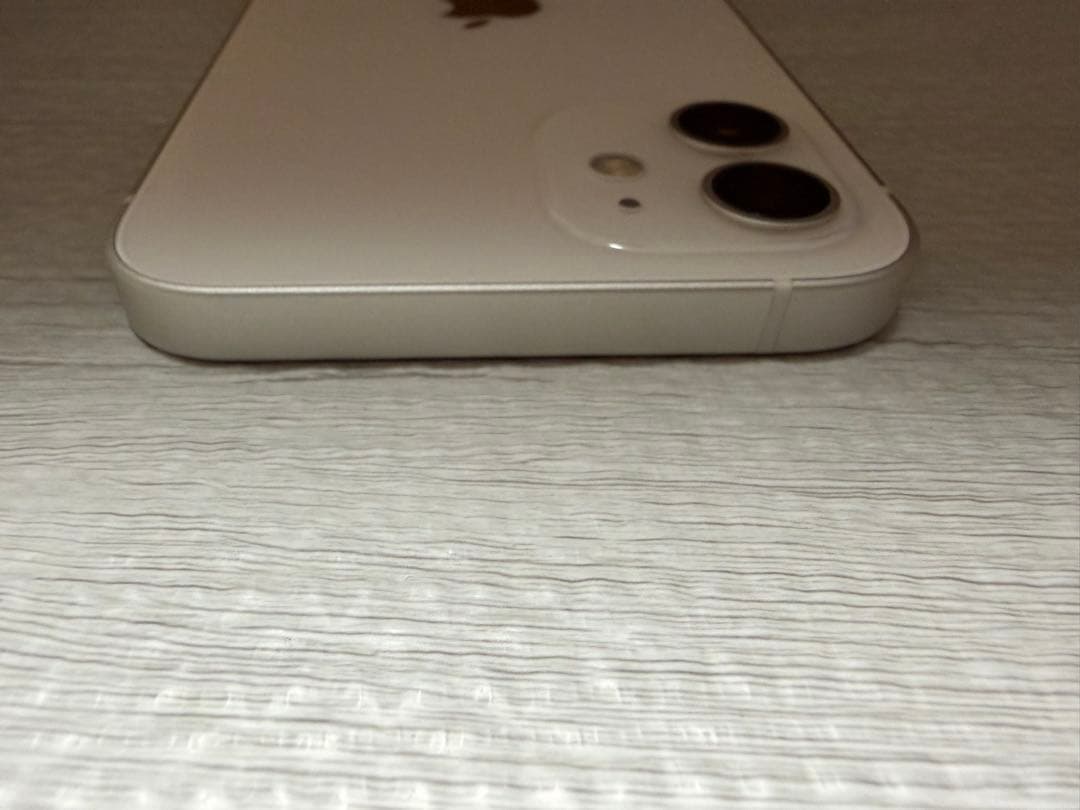 【美品】Apple iPhone 12 ホワイト 128GB本体