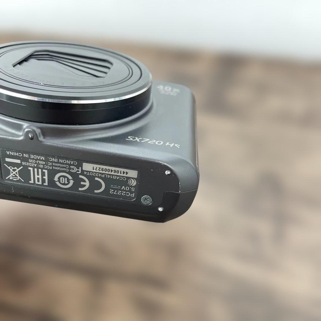262295Canon デジタルカメラ PowerShot SX720 HS