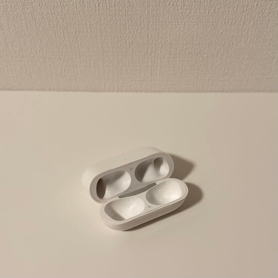 【Apple】AirPods Pro第一世代（イヤーチップ付き）