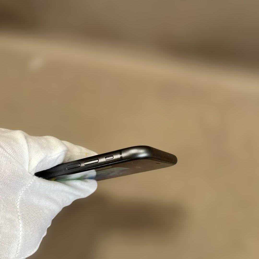 Apple iphone11 本体　ブラック　128GB