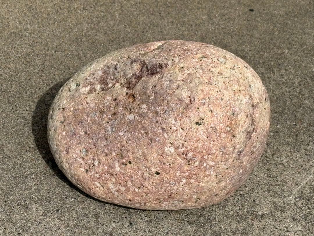 【糸魚川産】　姫川薬石　赤薬石　特大サイズ　約11キロ