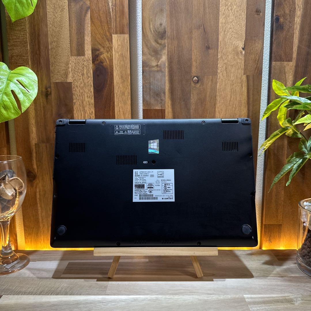 超軽量‼️LIFEBOOK☘最高峰i7☘第11世代☘メモリ16GB☘ノートパソコン