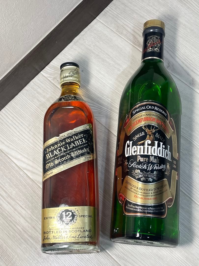 ジョニーウォーカー ブラックラベル 12年 & グレンフィディック 750ml