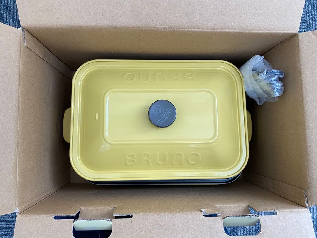 【未使用】BRUNO ポケモンコンパクトホットプレート　イエロー