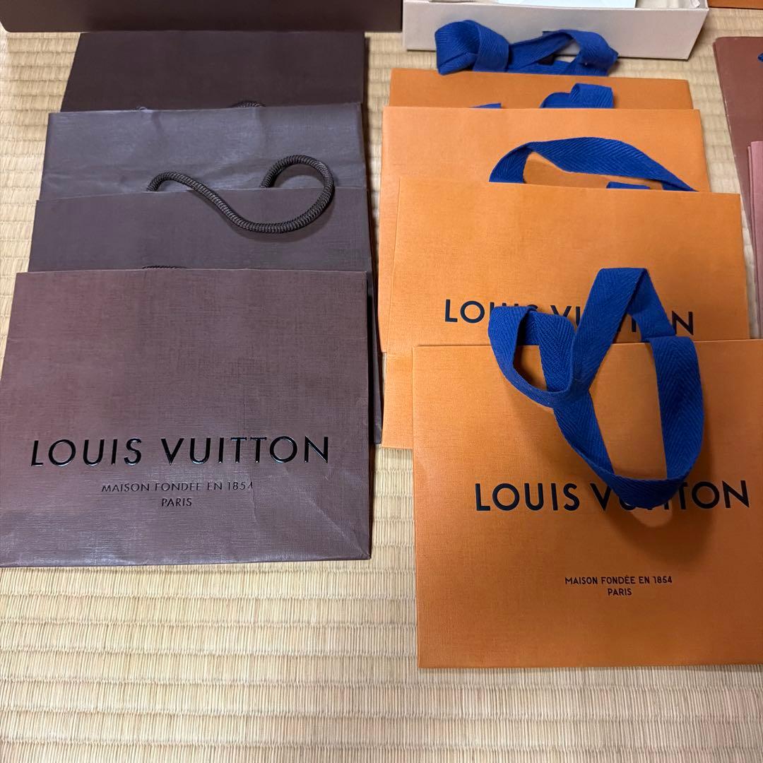 LOUIS VUITTON ショップ袋・ギフトボックス セット