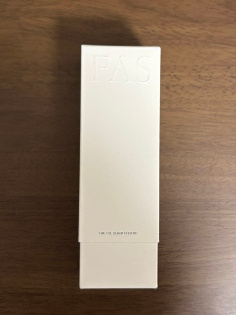 【新品未開封】FAS ザ　ブラック　エッセンス　ザ　ブラッククリーム