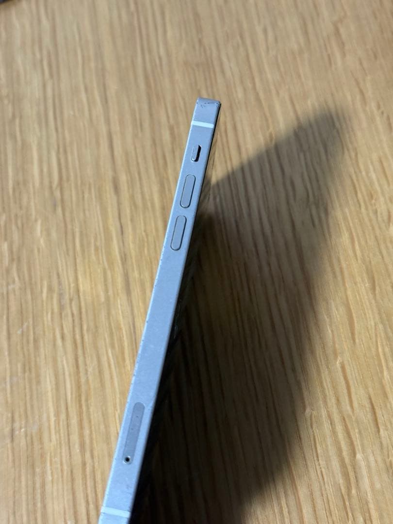 iPhone 12 本体 256GB simフリー