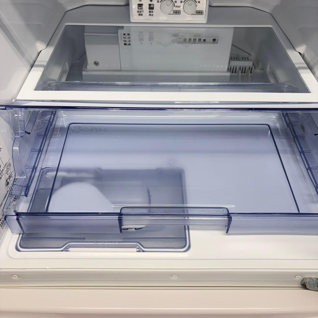 826 数年は使えます　冷蔵庫　小型　大型　200L〜300L 自動製氷機付き