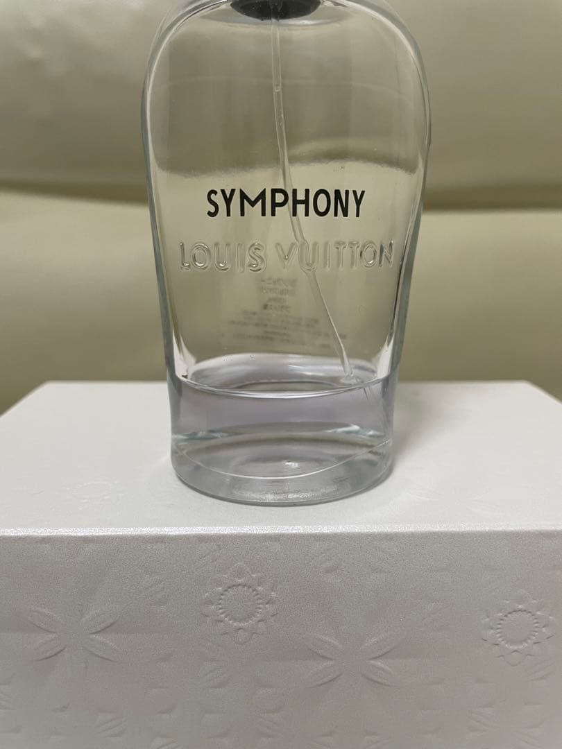 LOUIS VUITTON シンフォニー　香水