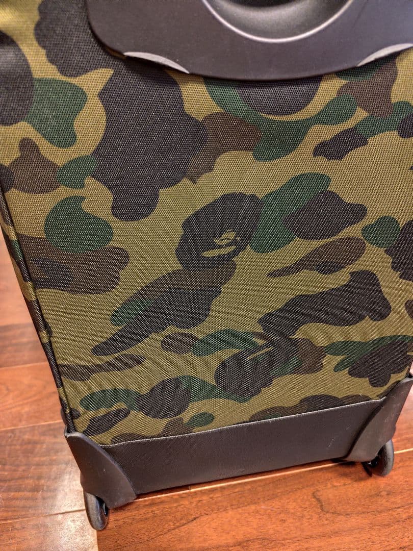 APE 1ST CAMO キャリーバッグ　エイプ　スーツケース　極美品