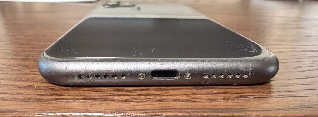 iPhone11 256GB ブラック　液晶漏れ　ジャンク品