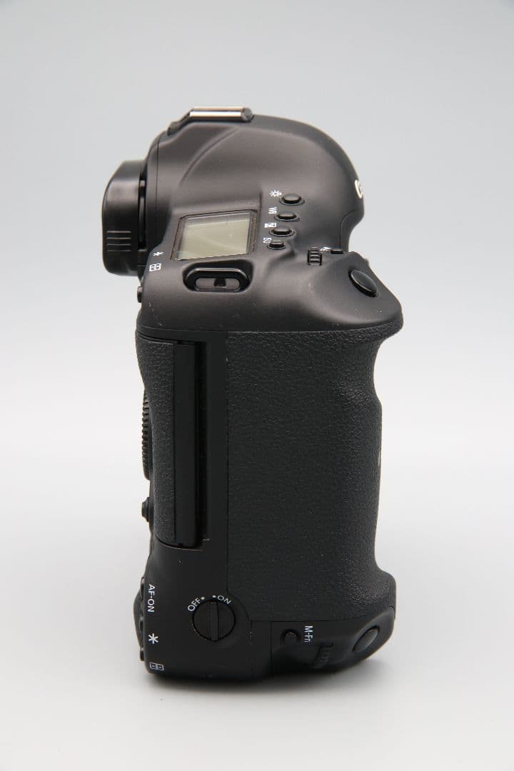 Canon EOS-1D X『シャッター数84,000以下』