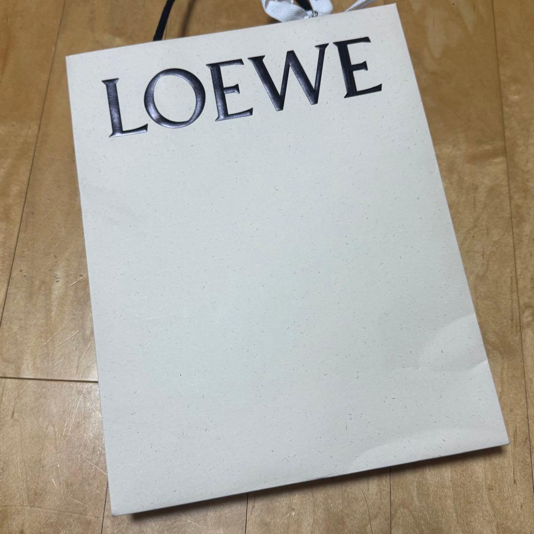 【新品未使用】LOEWE Scented Candle HONEY SUCKLE