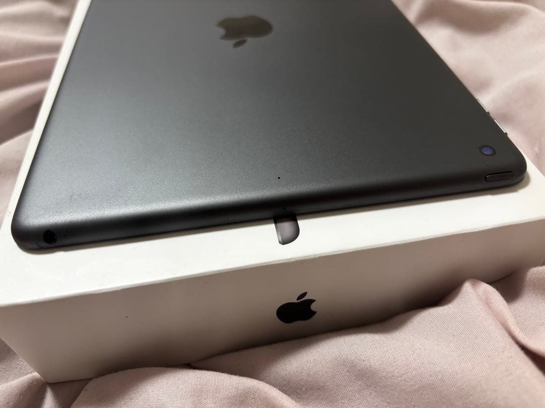 ipad8世代 32GB おまけ付き スペースグレー 10.2インチ