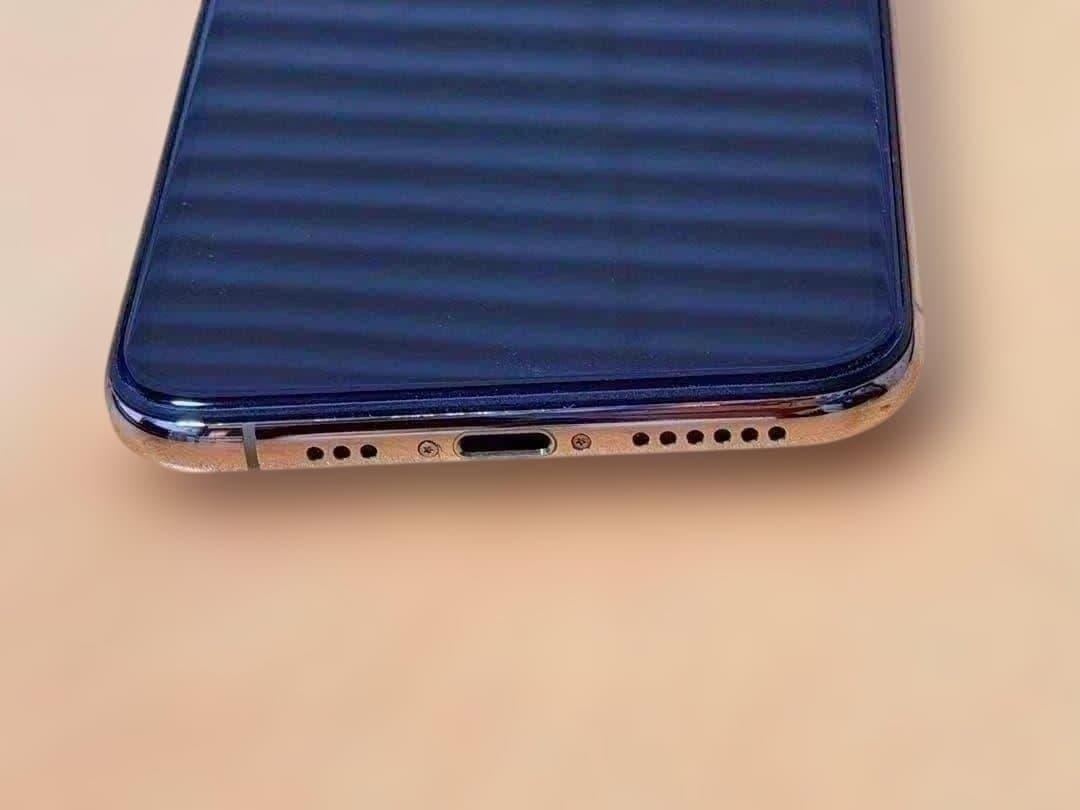 iPhone Xs ゴールド 256GB バッテリー100% SIMフリー