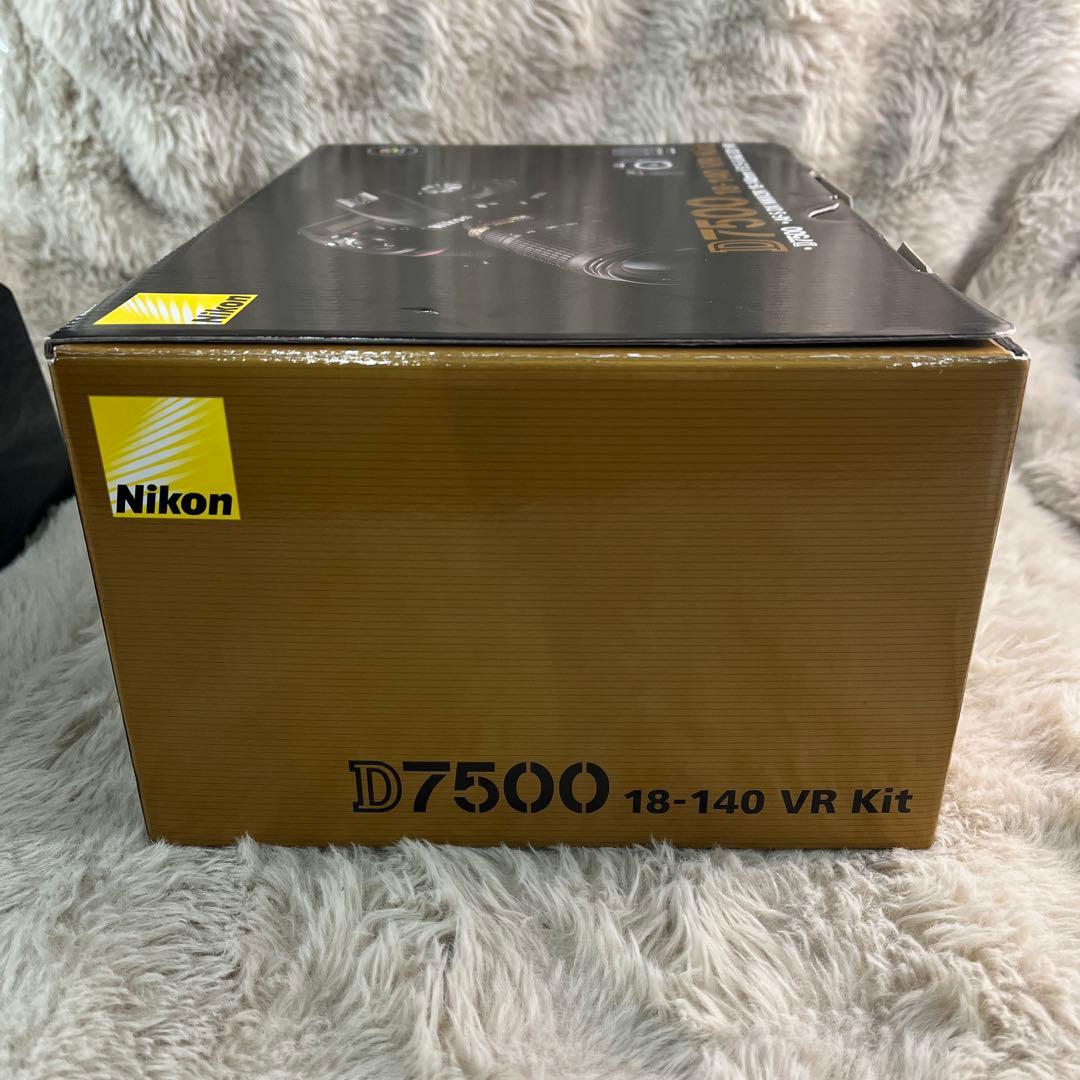 Nikon D7500 18-140VR レンズキット D7500 18-140