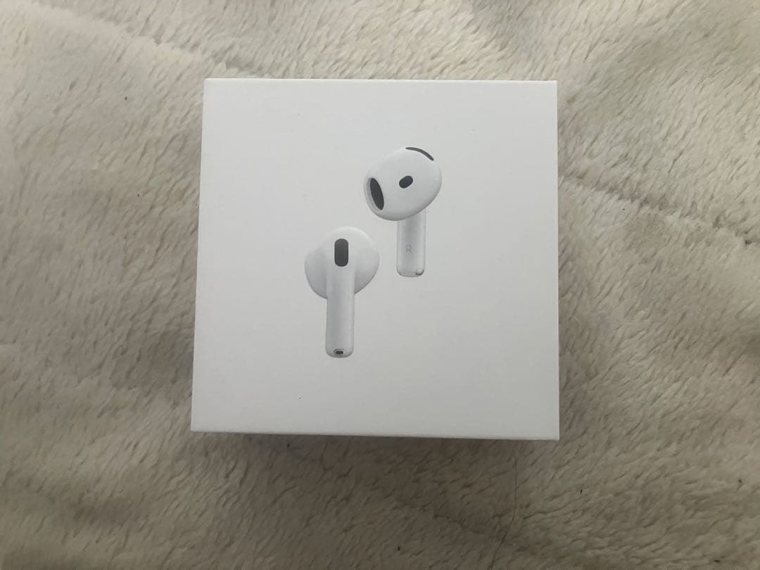 AirPods 4 ノイズキャンセリング機能搭載中古品
