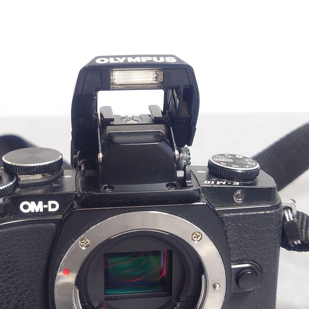 OLYMPUS OM-D E-M10 本体 バッテリー付き
