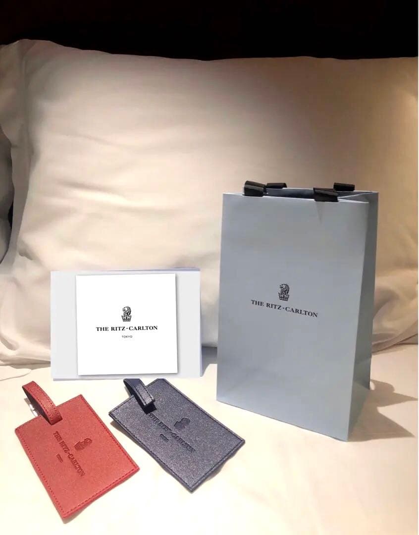 <非売品 希少>Ritz-Carlton Tokyo 2色タグ & ショッパー付