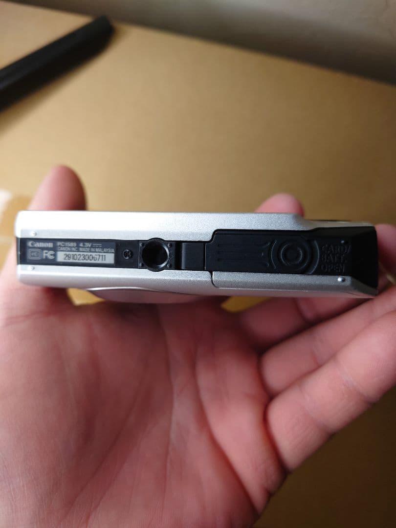 Canon PowerShot A3300 IS シルバー