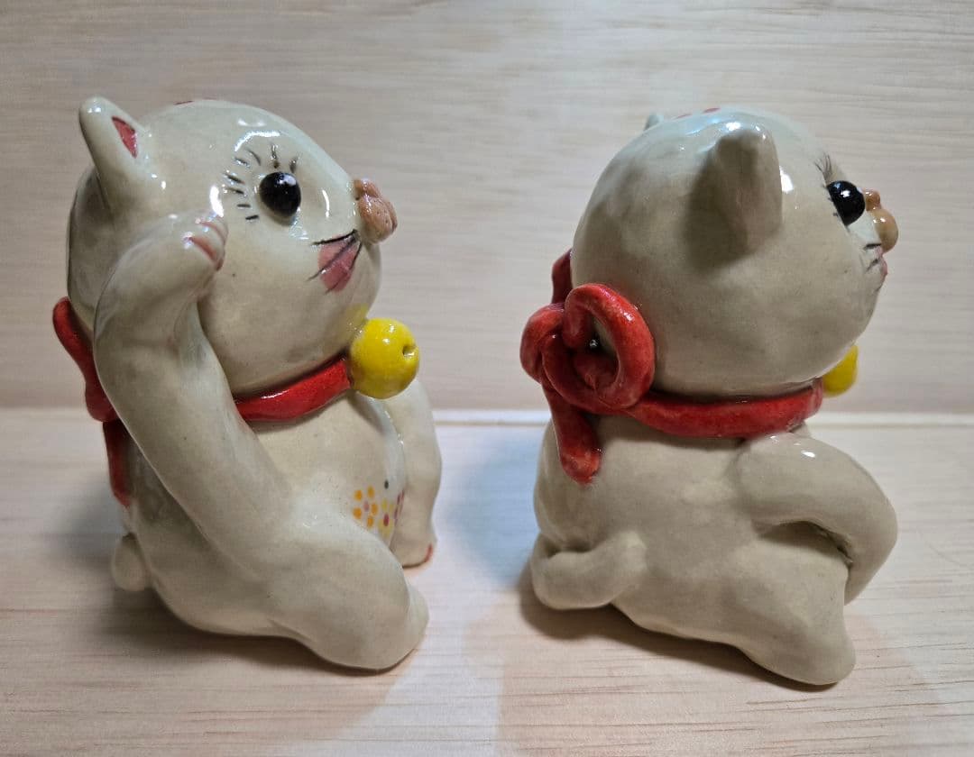 招き猫 白色 開運招福 ハンドメイド陶器 右手 右手 ペア