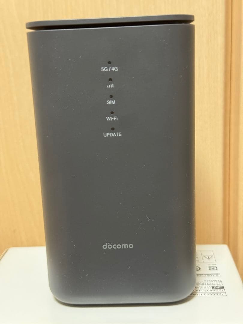 【美品】docomo 5G ホームルーター HR02