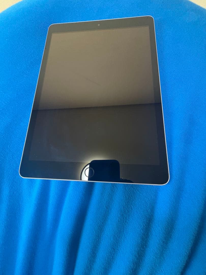 iPad第9世代シルバー　最大容量100%傷なし　新品