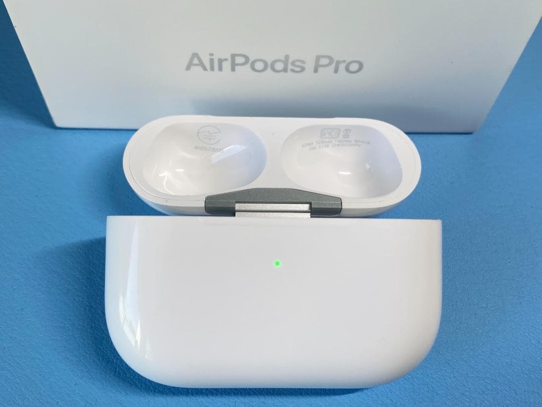 AirPods Pro 第2世代 充電ケースのみ A2968 RHTK