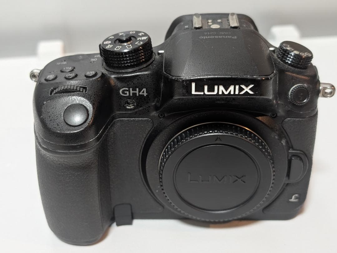 ミラーレス　 Panasonic DMC-GH4