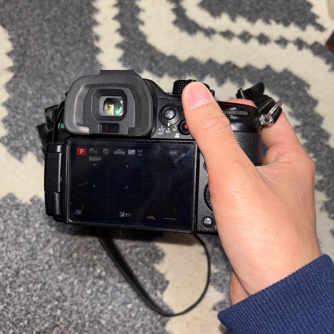 美品 panasonic LUMIX GH4 レンズセット バッテリー3個付き