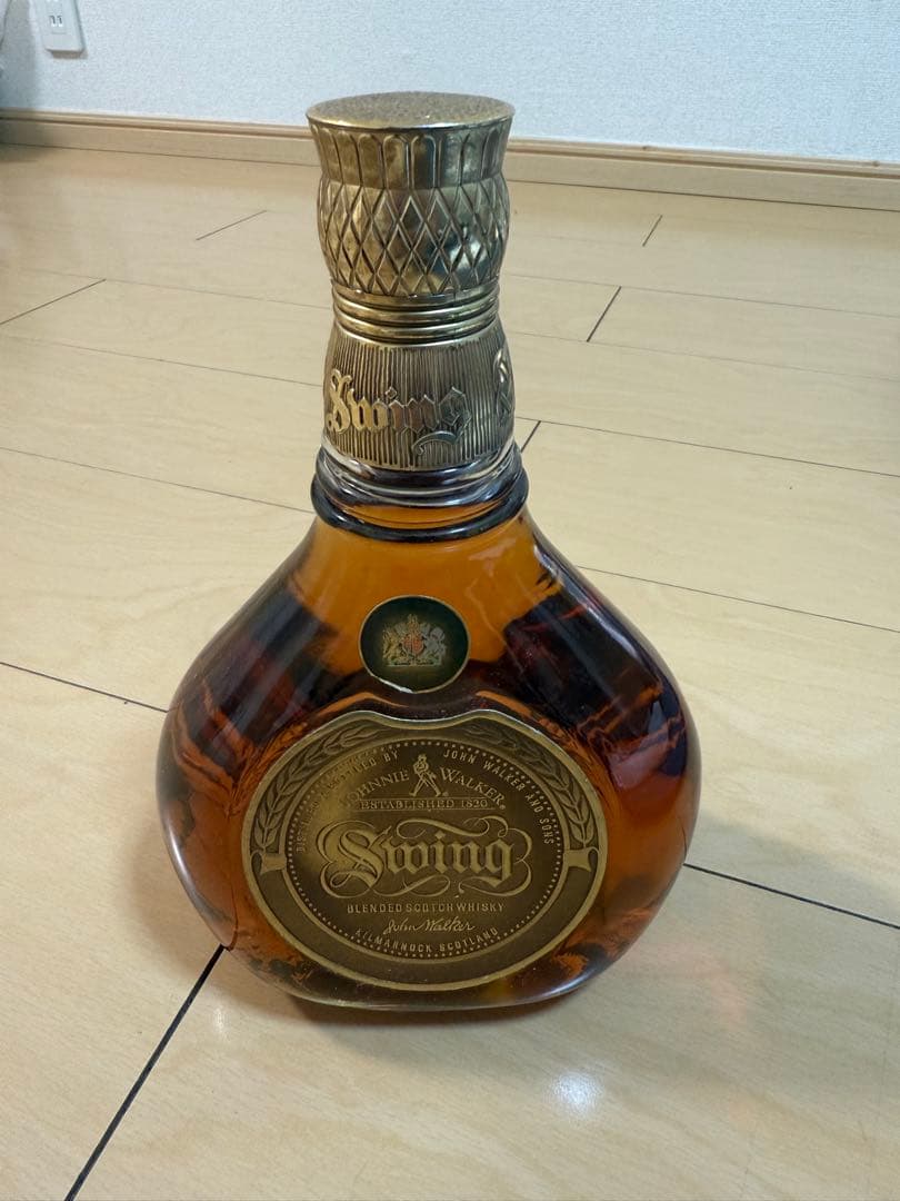 JOHNNIE WALKER SWING ＆ USQUAEBACH 12年 2本