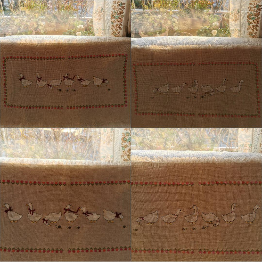 ヴィンテージフランス 赤リボンアヒルと蝸牛の行進 手刺繍クロスステッチ 麻クロス