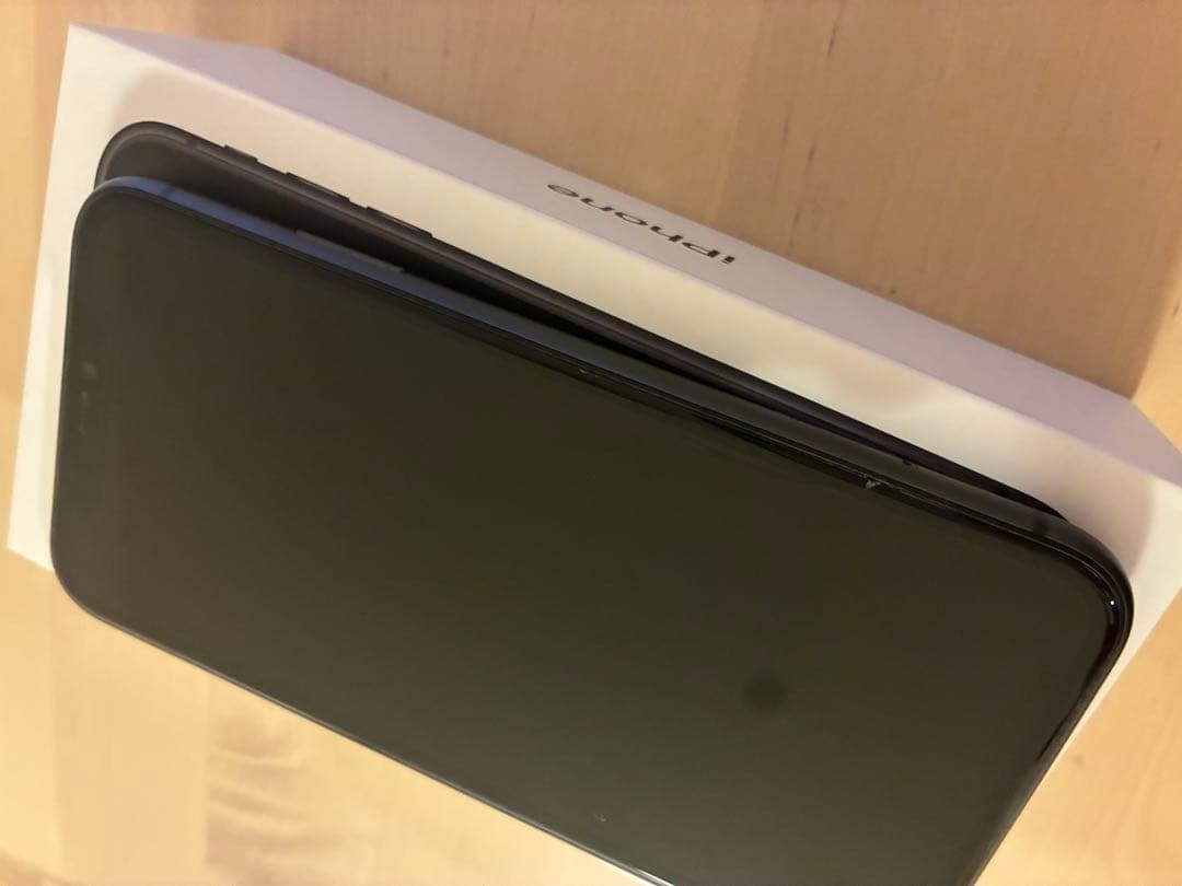iPhone ブラック 本体　128GB ブラック