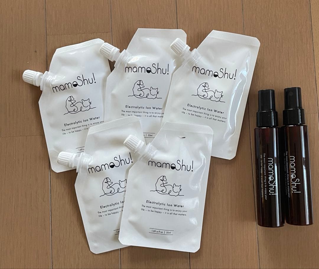 「新品未使用品」マモッシュ 消臭 50ml×5袋 ボトル2本付きセット