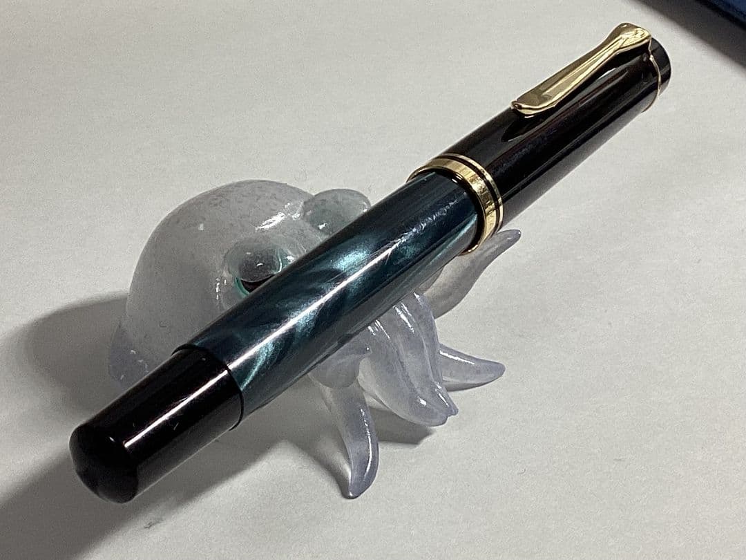 ペリカン Pelikan R200 ローラーボール マーブルグリーン
