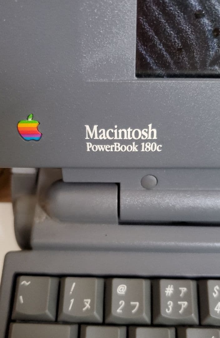Macintosh PowerBook 180c 本体