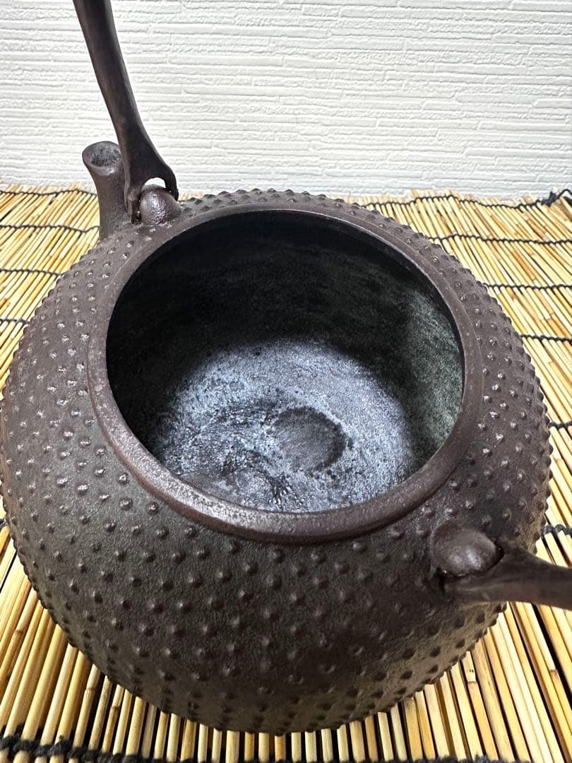 未使用品　敬典工房正寿堂山正　人間国宝髙橋敬典作　斑紫蓋　南部鉄瓶　南部鉄器