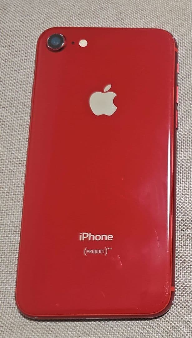 iPhone 8 64GB　本体