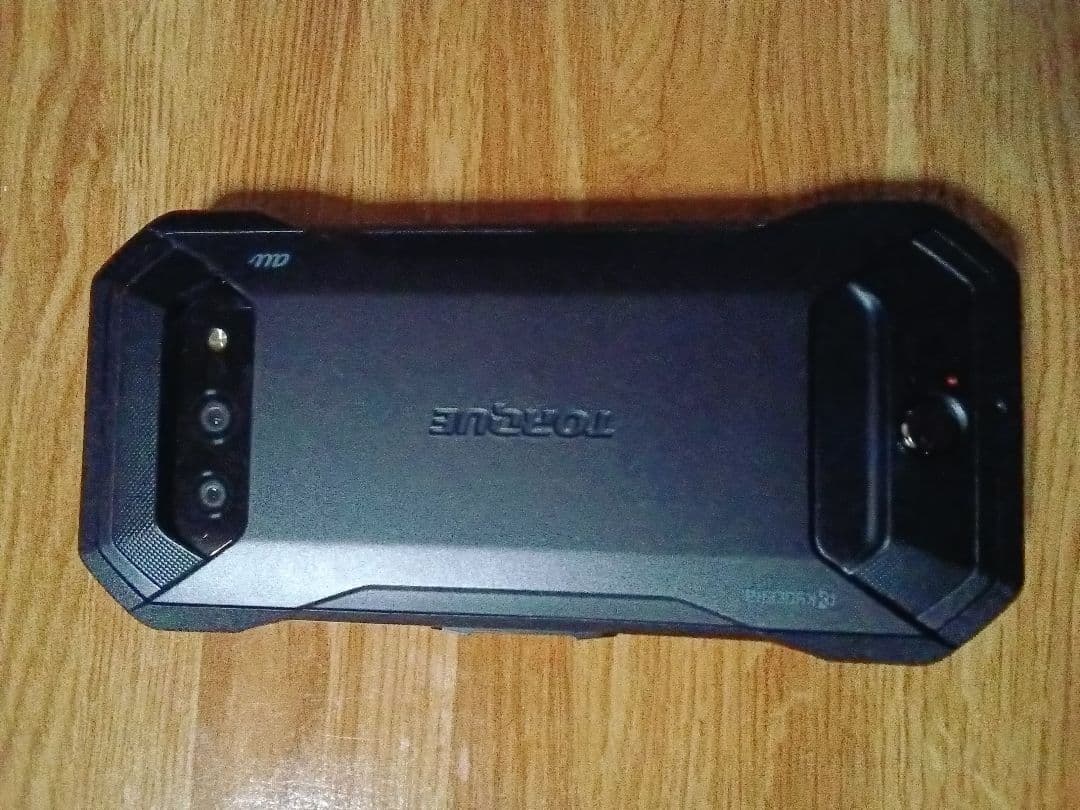 TORQUE 5G KYG01 ブラック 耐衝撃性 スマートフォン本体