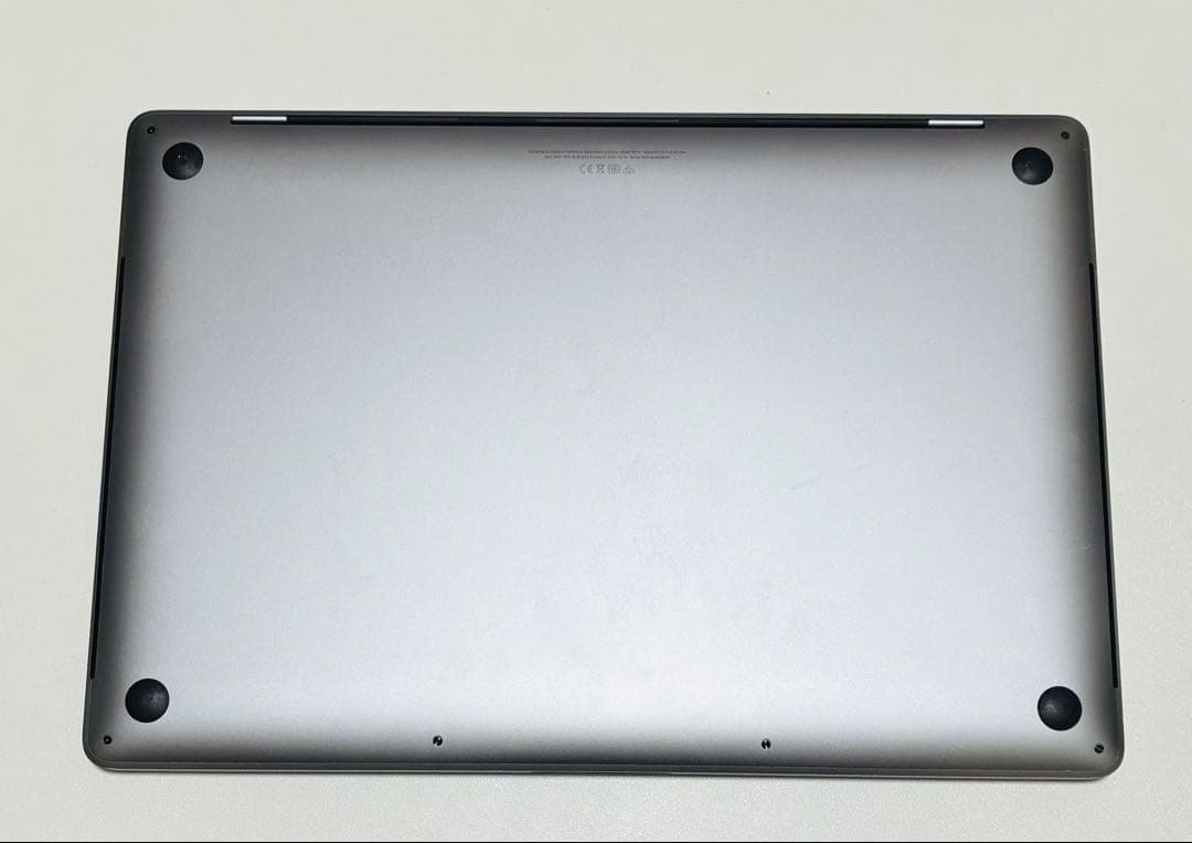 MacBook Pro 2019 16インチ Core i7 512GB