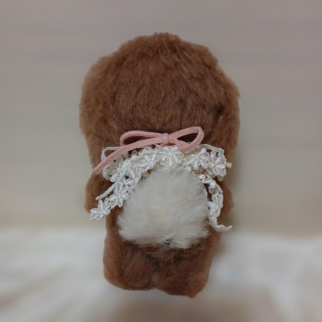作家様　お花チャーム付き　ぬいぐるみ