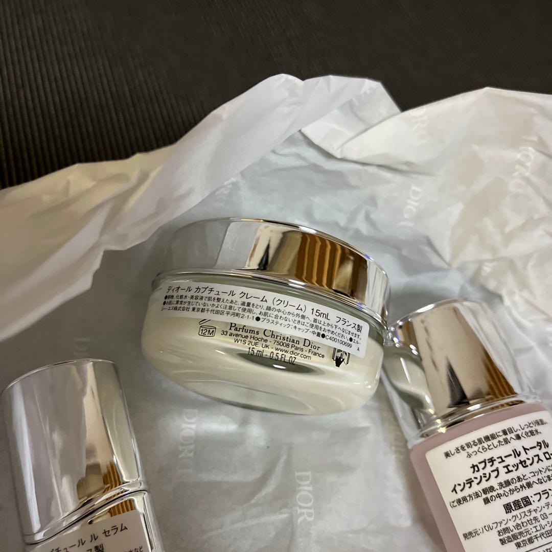 Dior カプチュール　化粧水　美容液　クリーム