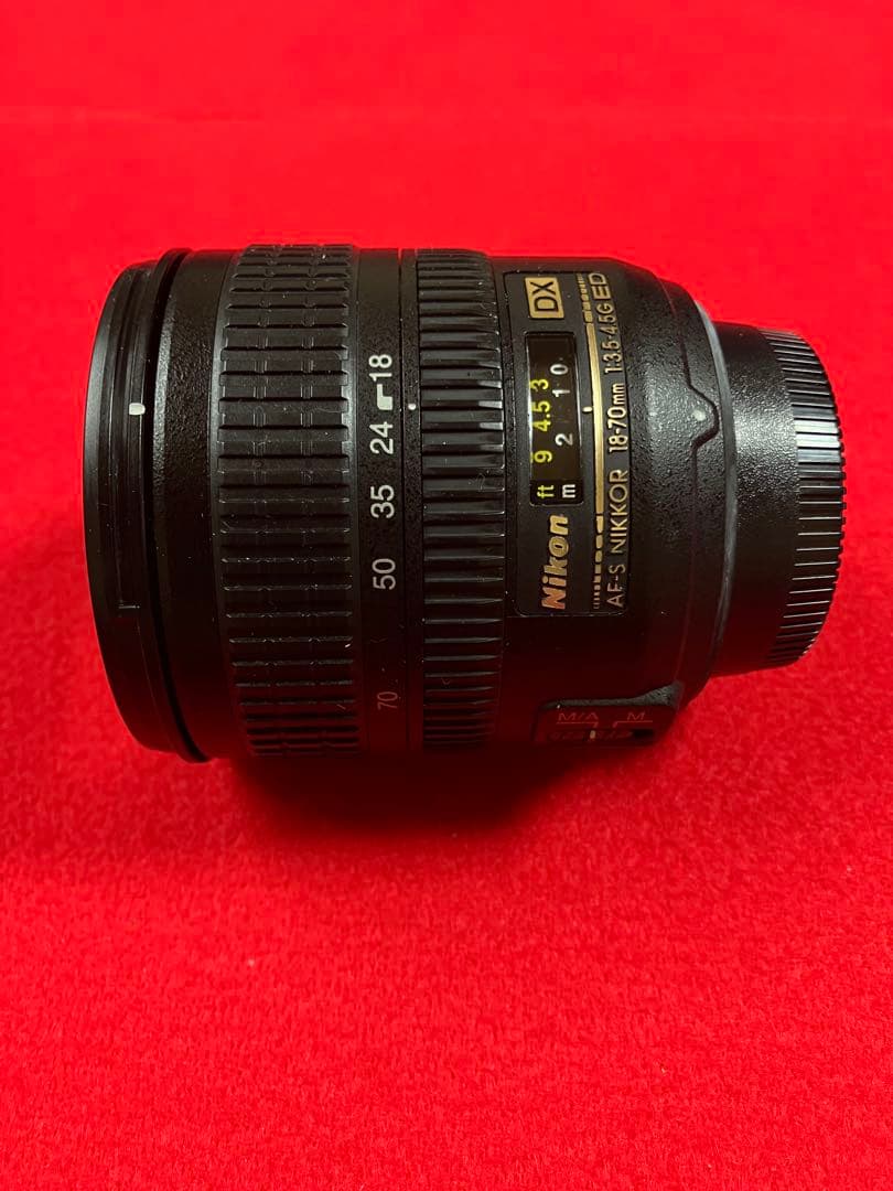 衝撃　これが新品同様！　Ｄ7000 Ｓ数1201回 18-70m ズ-ム付き