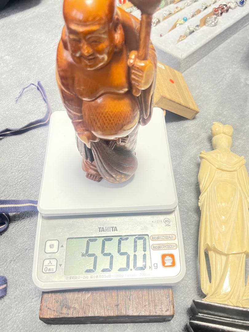 極上　時代物、在銘　和彫人物根付、重约1199g