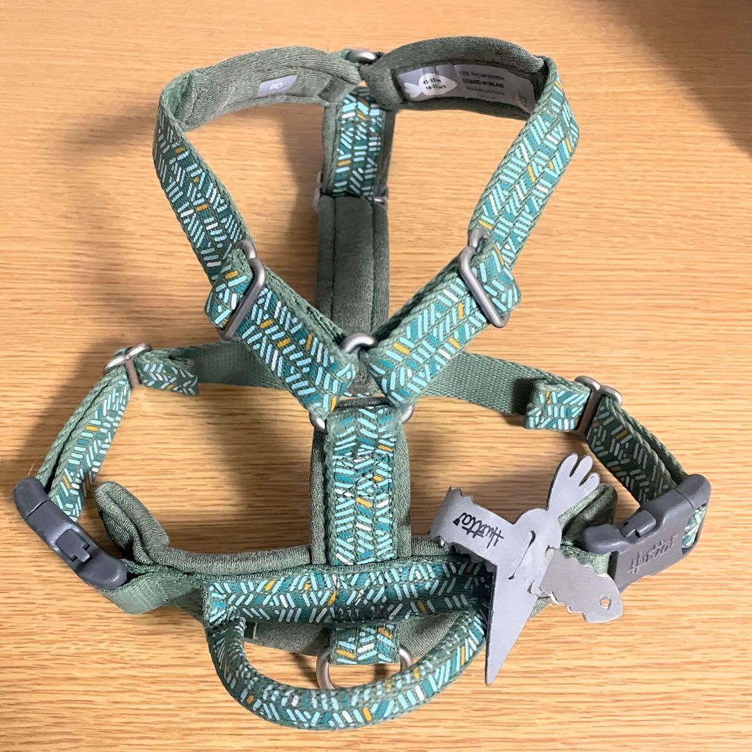 フルッタ Hurtta ラズルダズルＹ型ハーネス （45-55cm）グリーン系