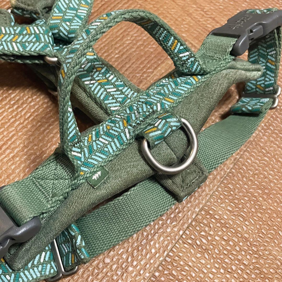 フルッタ Hurtta ラズルダズルＹ型ハーネス （45-55cm）グリーン系