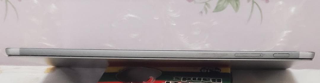 (訳アリ 美品) Surface Pro6 i5/8GB/128GB off